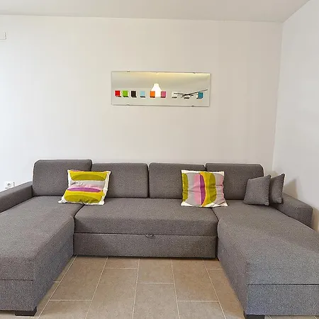 House Marina 682 بيت للعطل *